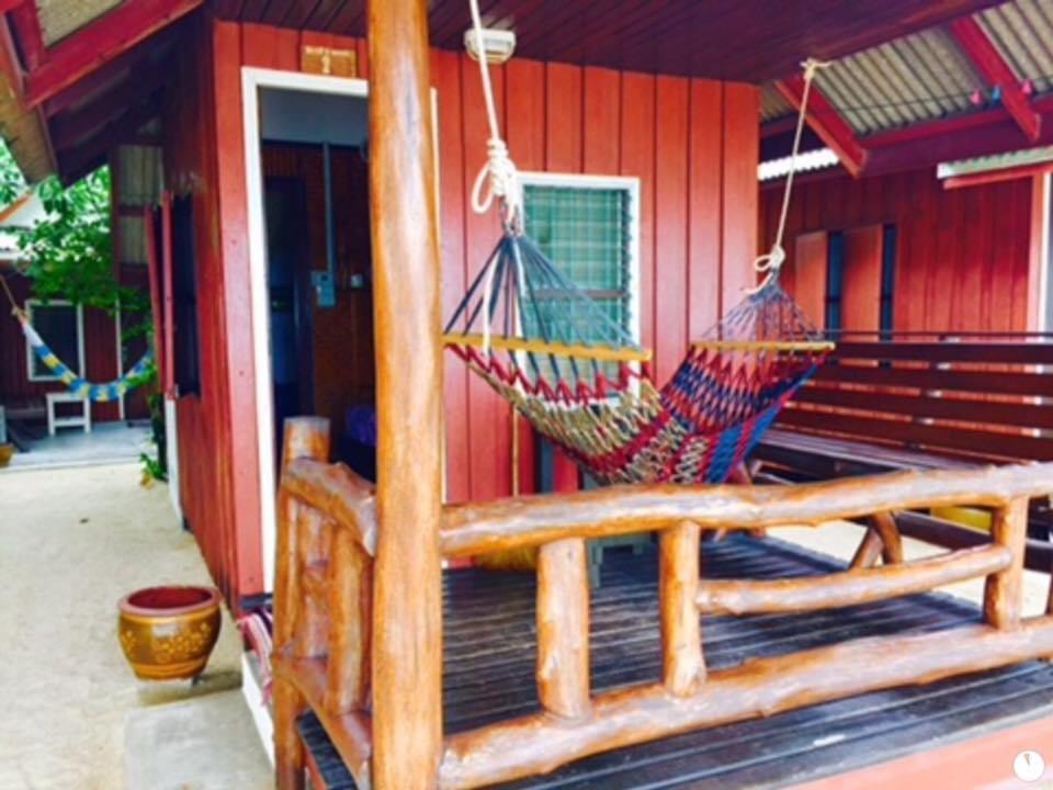 Beer'S House Bungalows เบียร์เฮ้าส์บังกะโล Ban Lamai Extérieur photo